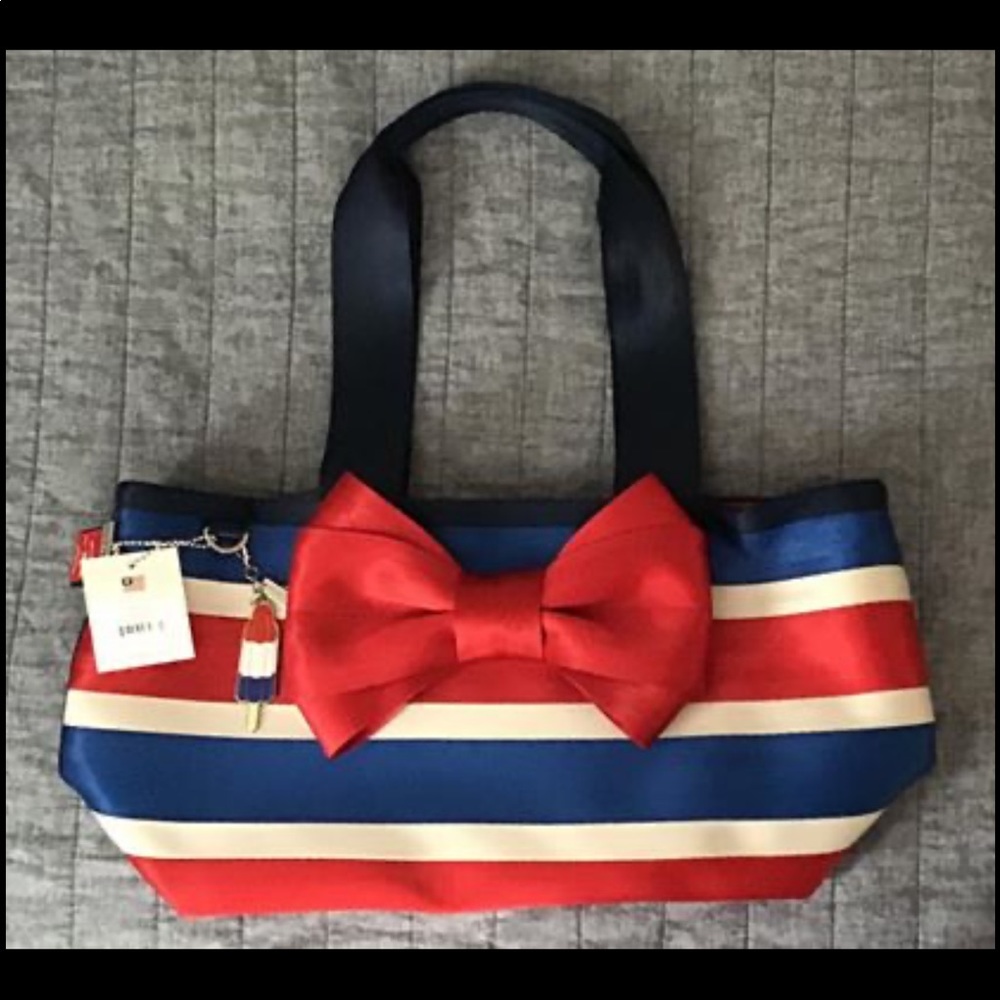 Harvey’s Seatbelt Bag